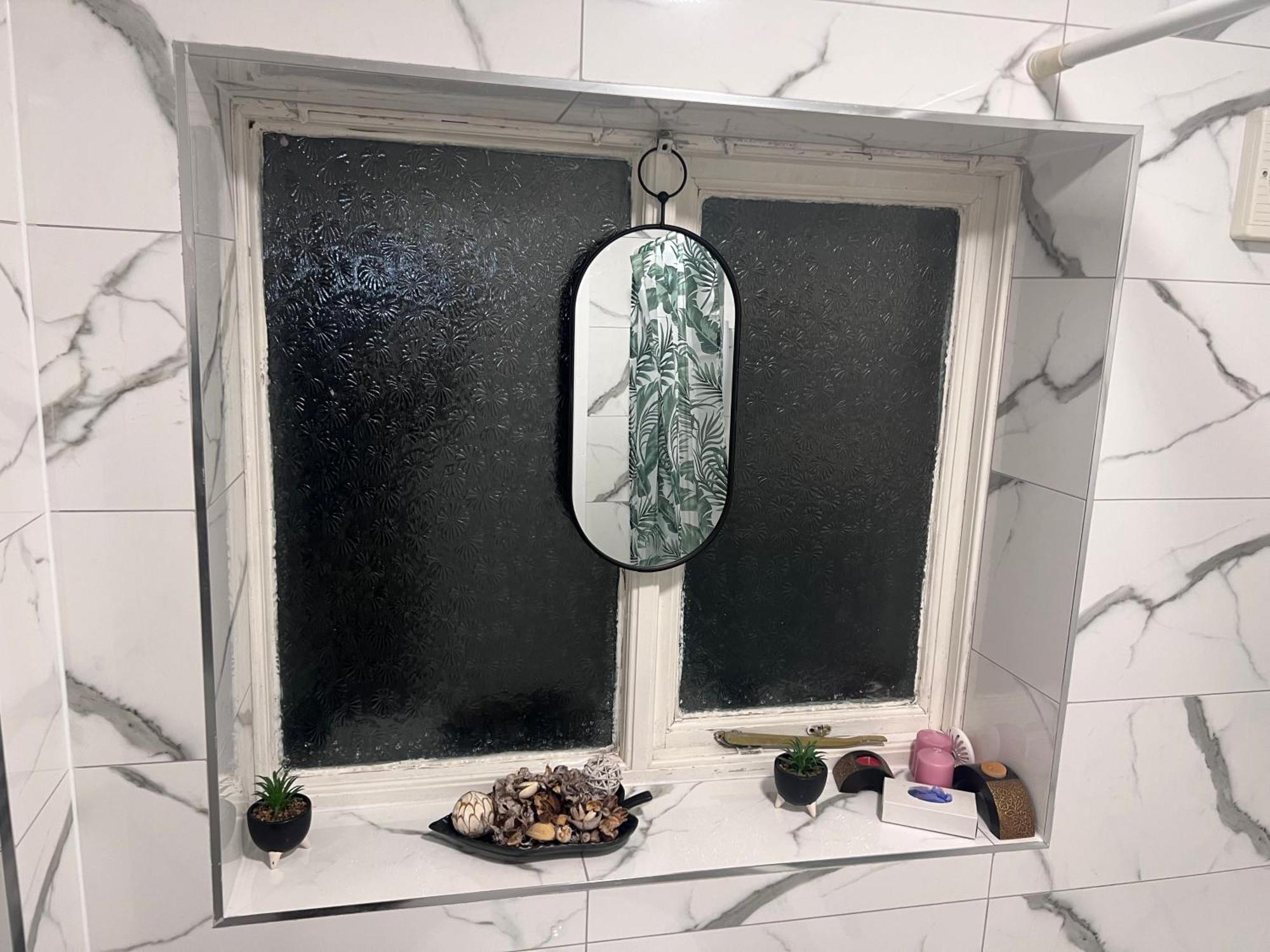 New Manchester Getaway Home - Free Gated Parking With Fob מראה חיצוני תמונה