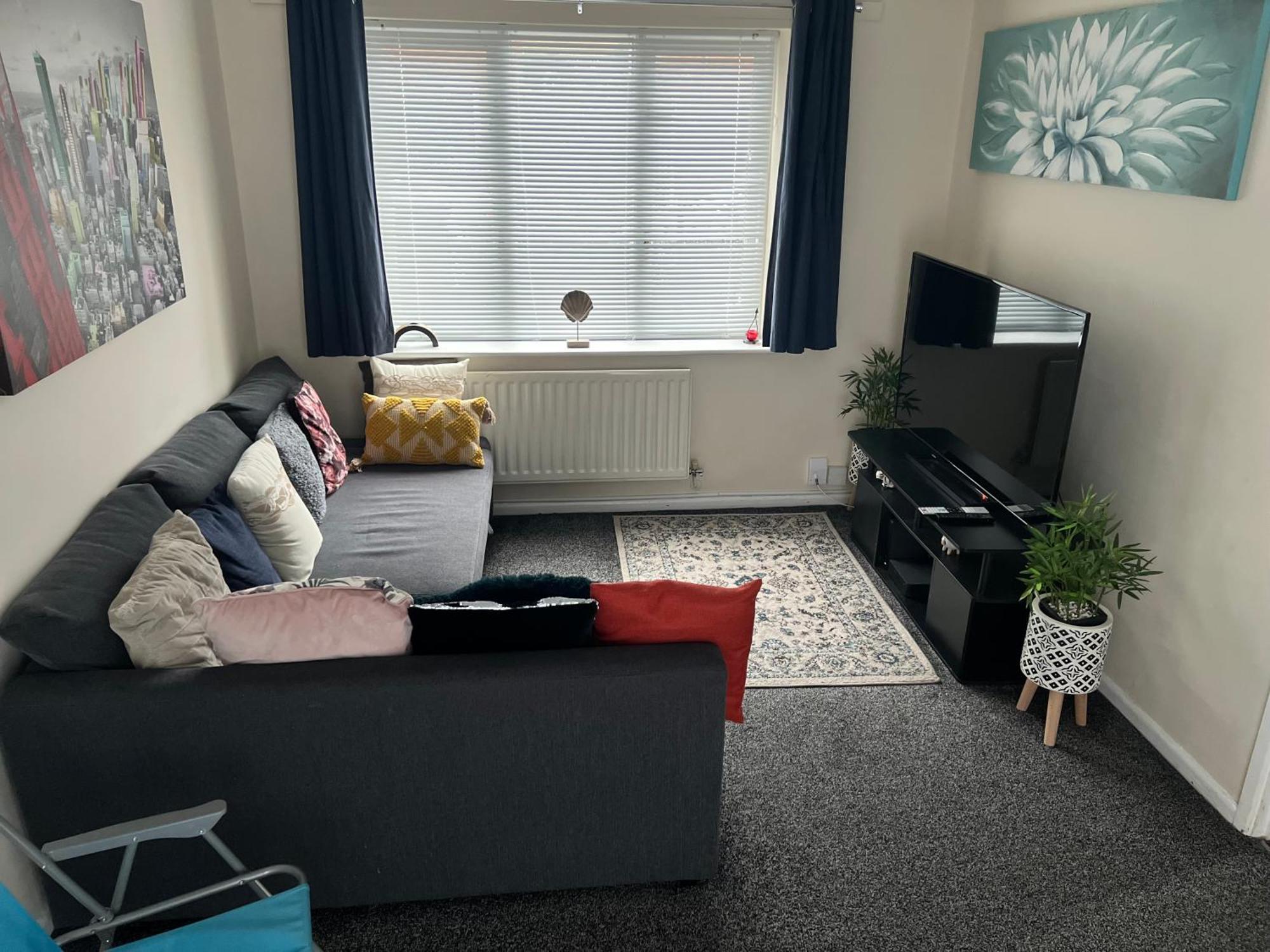 New Manchester Getaway Home - Free Gated Parking With Fob מראה חיצוני תמונה